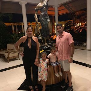 Meet your Posher, Yamel